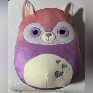 squishmallow Chaitra valentine Lemur